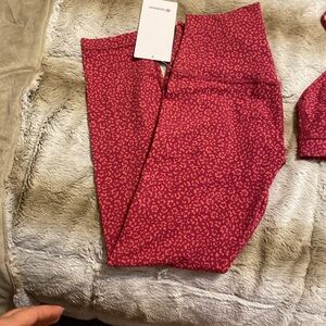 Align leggings daisy